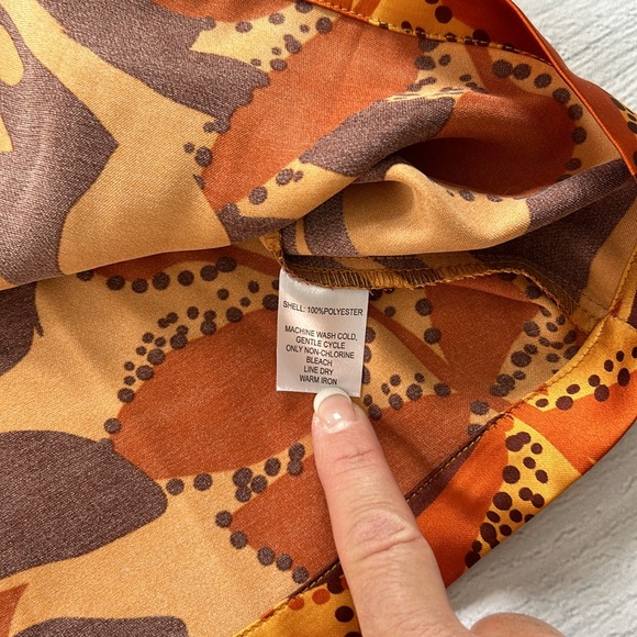 House of Harlow 1960 Satin Floral Lounge‎ Set Size Medium - Picture 7 of 9